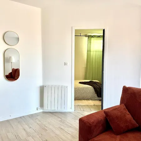 Les Toits De דירה