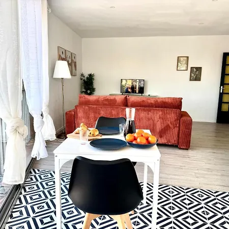 דירה Les Toits De מורט